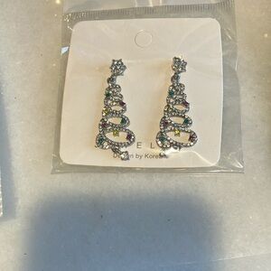 Jewelry design by Korea NEW Christmas Tree w/ Xmas Star Pierced Earrings